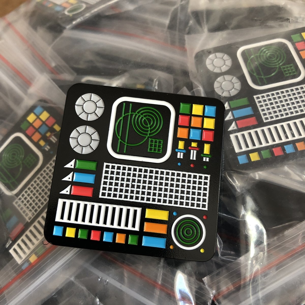 Soft Enamel - Simple shapes - Alchemy Merch